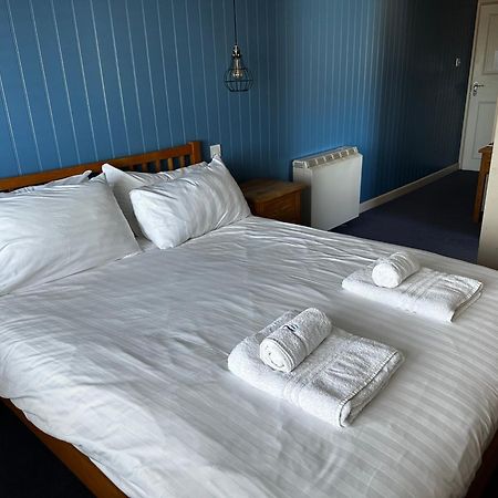 Castle Hotel Aberaeron Esterno foto