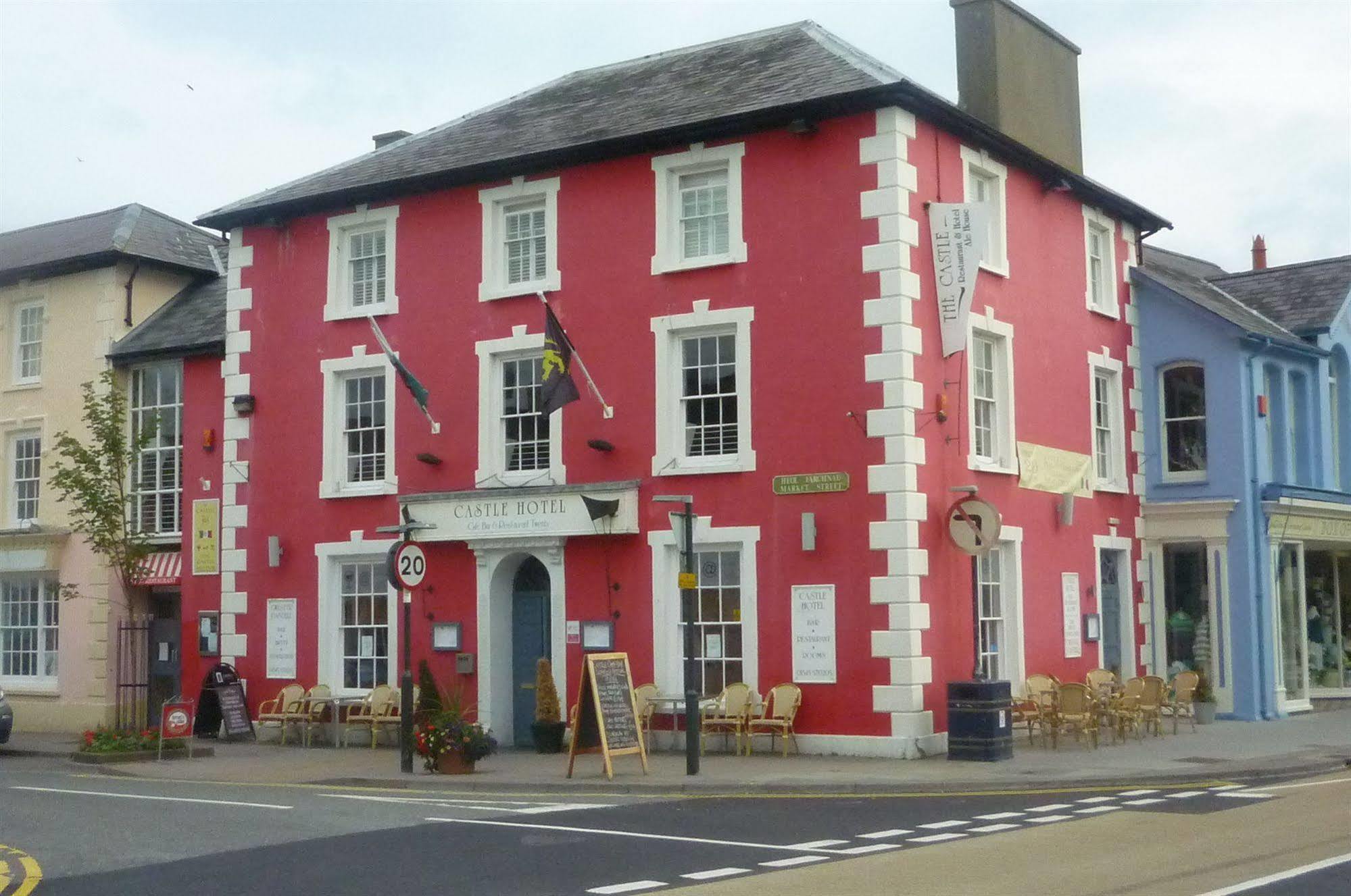 Castle Hotel Aberaeron Esterno foto